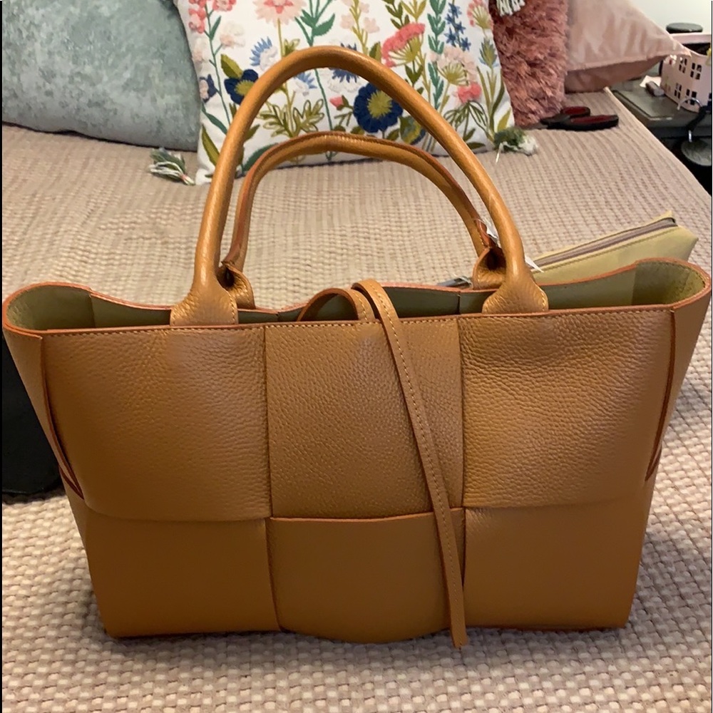 Le Borse Di Giulia handbag, genuine leather. Additional interior bag, dust bag.